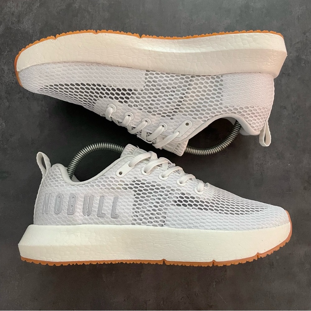 NOBULL White drive mesh Trainers size 9.5w 8m